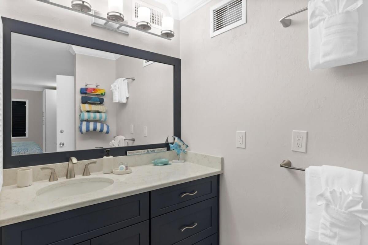 Family-Friendly Bayside Villa At South Seas Resort Captiva Island Экстерьер фото